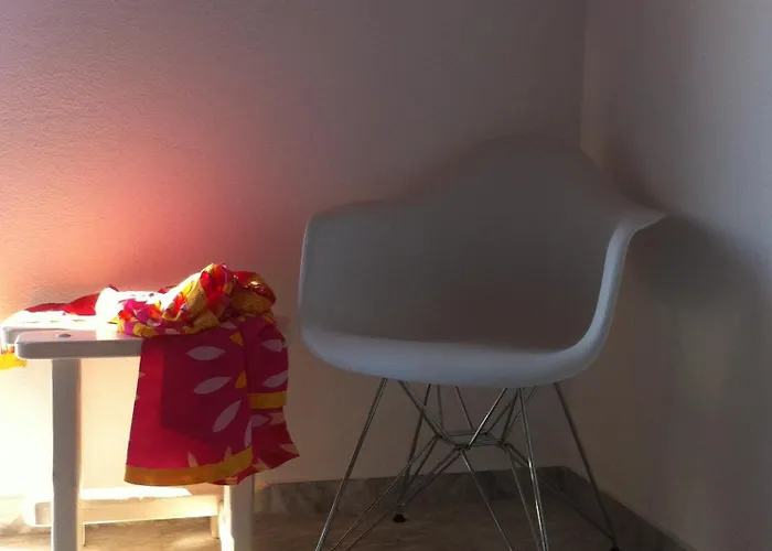 إم فور ميكونوس Mykonos Town